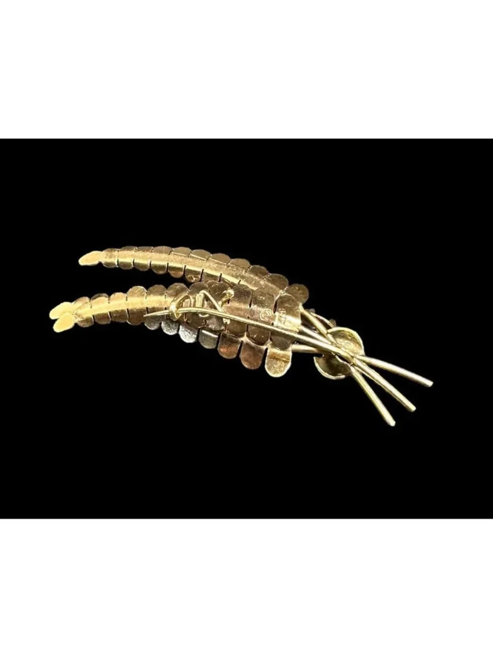 Unbranded brooch excellent